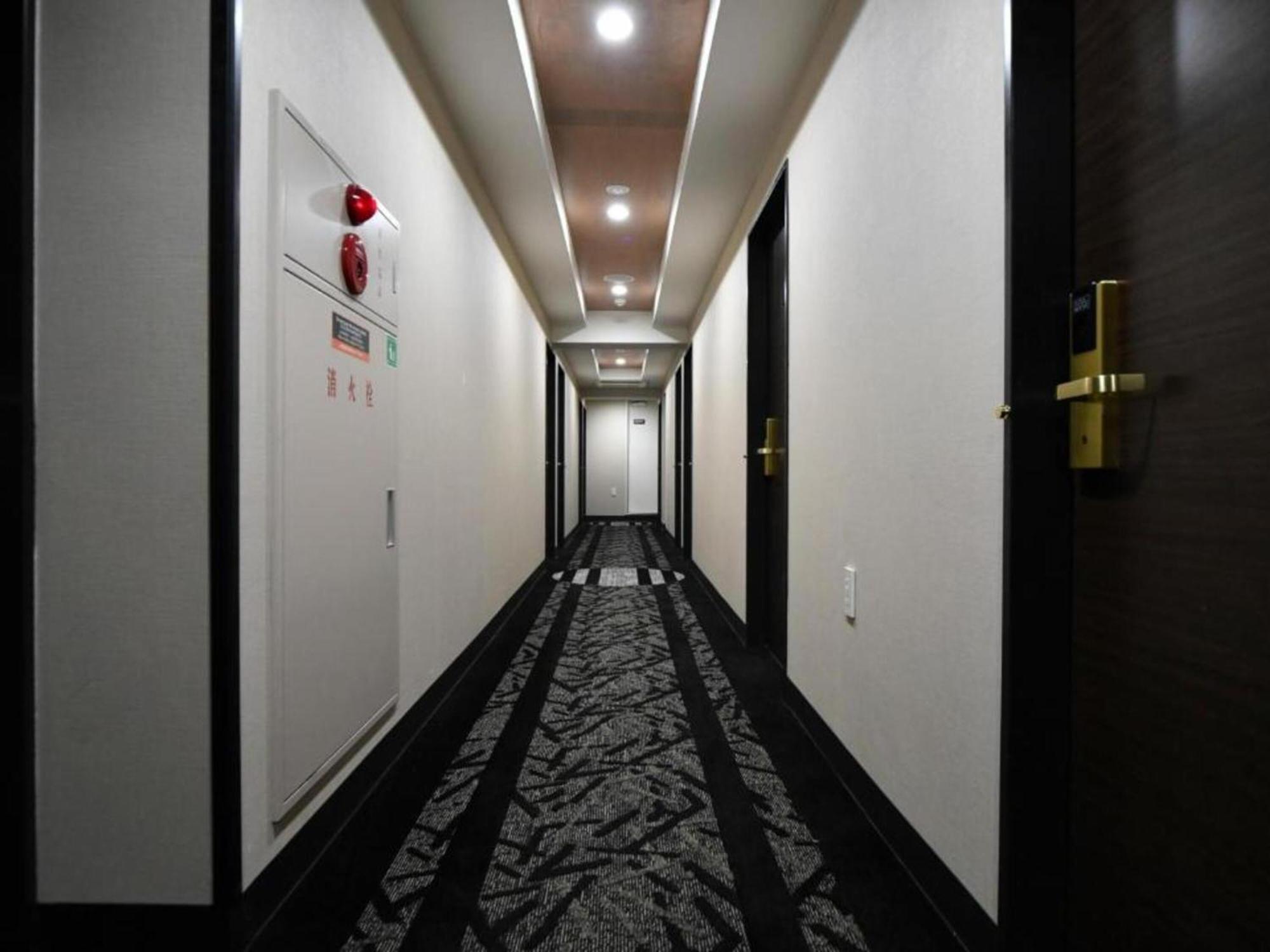 Apa Hotel Shimbashi Onarimon Tokyo Bagian luar foto