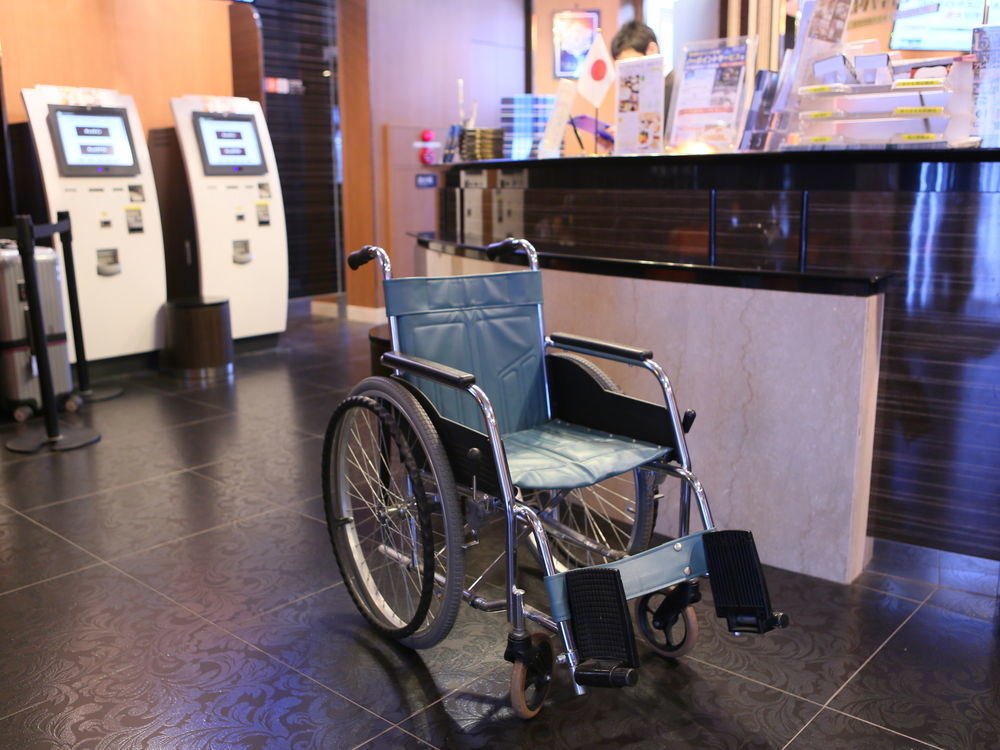 Apa Hotel Shimbashi Onarimon Tokyo Bagian luar foto