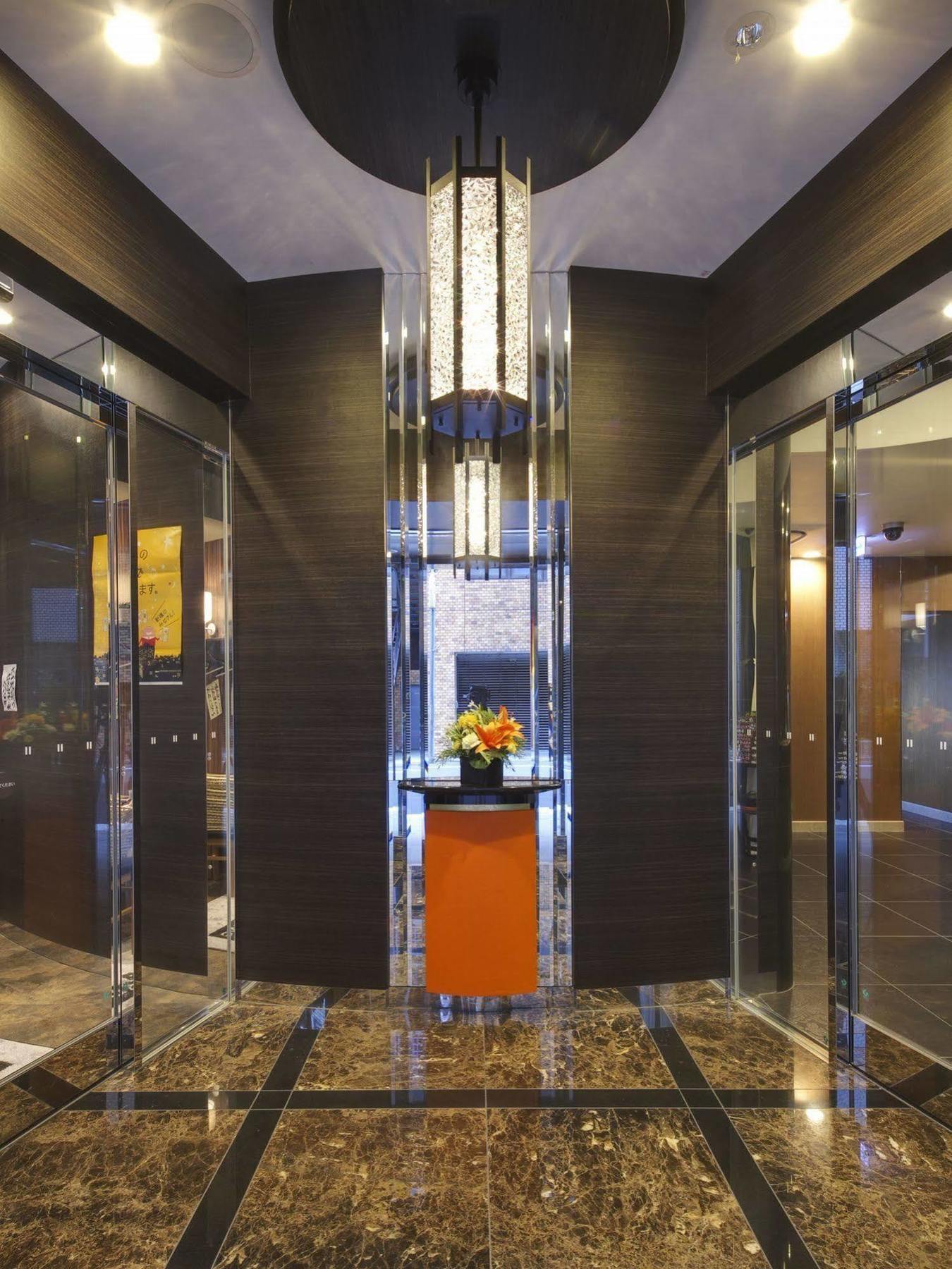 Apa Hotel Shimbashi Onarimon Tokyo Bagian luar foto