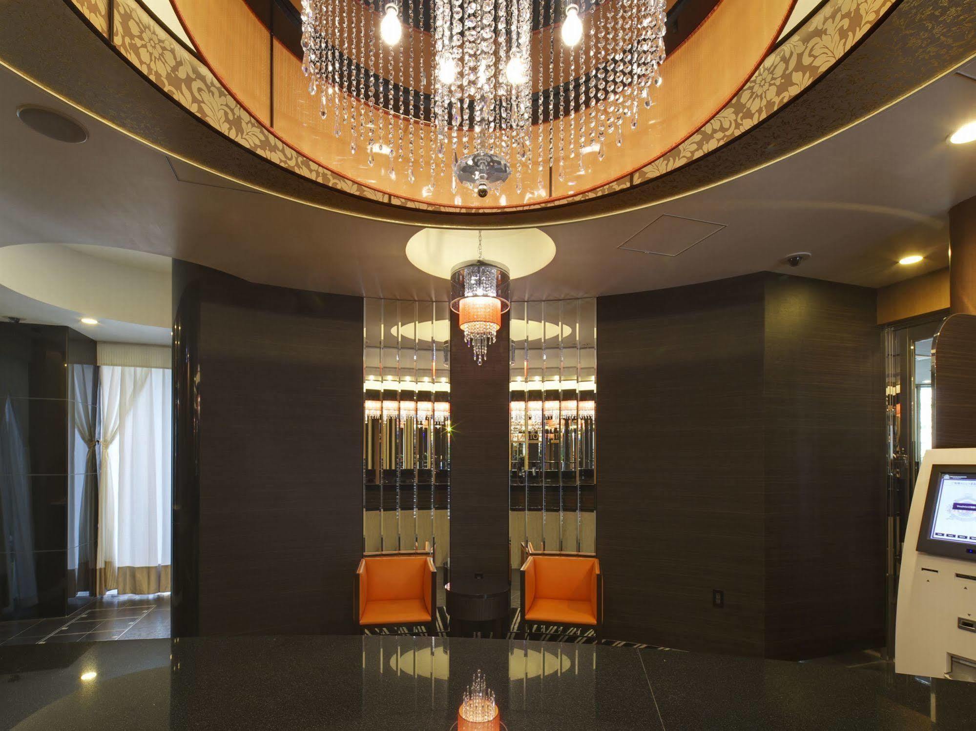 Apa Hotel Shimbashi Onarimon Tokyo Bagian luar foto