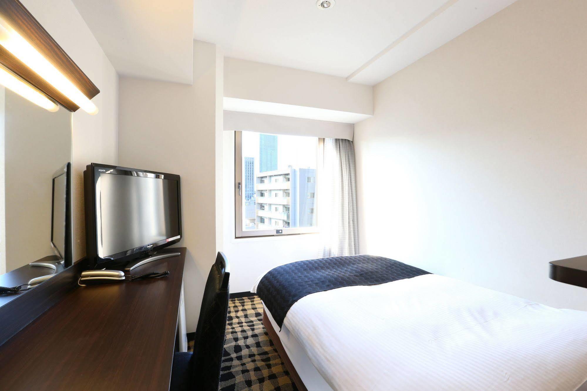 Apa Hotel Shimbashi Onarimon Tokyo Bagian luar foto